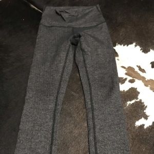 Wunder Under High Rise leggings herringbone